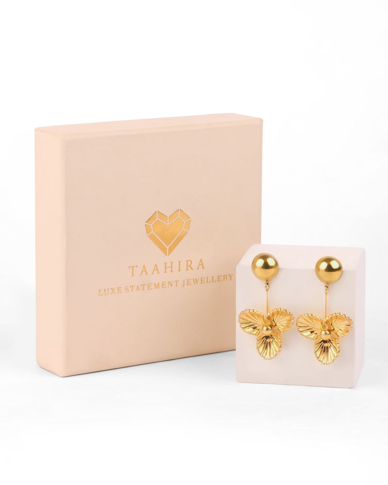 TAAHIRA Oliver Gold Flower Earrings - Image 3